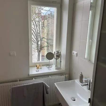 Mama's In Letna Apartment Prague